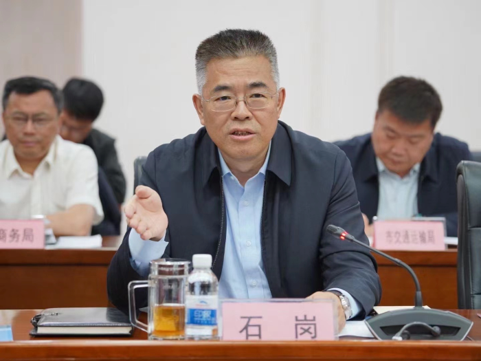 1684297967748049752.png 與克拉瑪依市人民政府戰(zhàn)略合作簽約儀式2.png