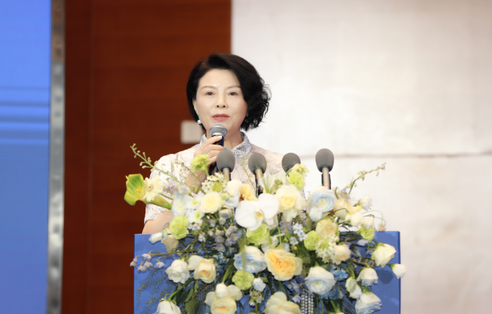 1689579975063026738.png 經(jīng)營峰會的照片3.png