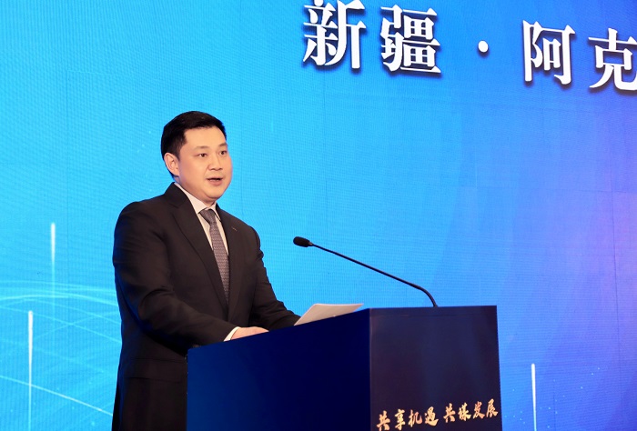 1695619172767085938.jpg 20230922嚴(yán)昊主席出席2023新疆·阿克蘇地區(qū)——上海產(chǎn)業(yè)合作對(duì)接會(huì)5 - 副本.jpg