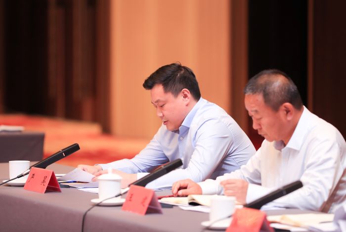 1715317335165053887.jpg 嚴(yán)昊應(yīng)邀出席廣西壯族自治區(qū)全區(qū)產(chǎn)業(yè)園區(qū)建設(shè)現(xiàn)場(chǎng)推進(jìn)會(huì)并發(fā)言2.jpg